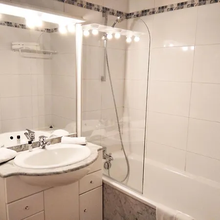 شقة Pic Du Midi - N°32 - 1er Etage - Batiment Campan1 Mae-8704 *